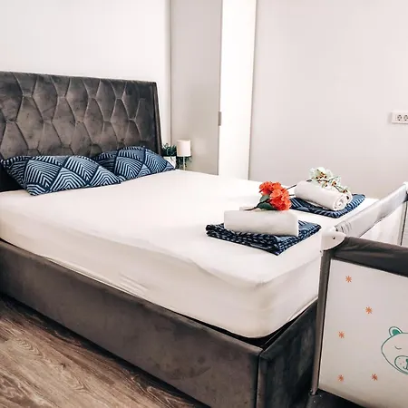 Kino Apartman