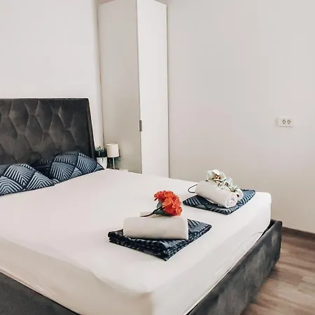 Apartman Kino *