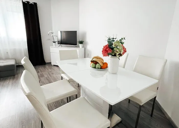 Kino * לובליאנה